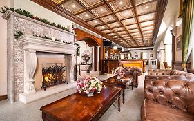 Festa Winter Palace Hotel